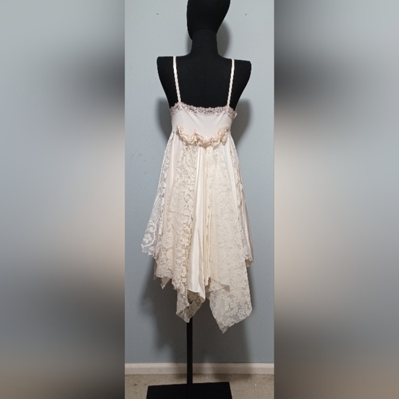 A Boho Vintage Layered Lace Upcycled Slip Wedding Dress - Picture 3 of 14
